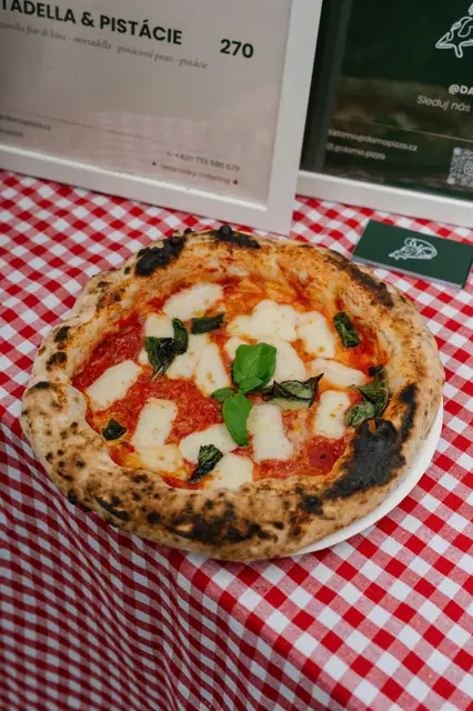 Večerní pop-up DAMO PIZZA — fotka 1 z 31