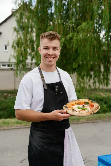 Večerní pop-up DAMO PIZZA — fotka 4 z 31