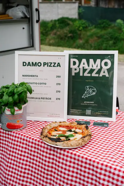 Večerní pop-up DAMO PIZZA — fotka 9 z 31