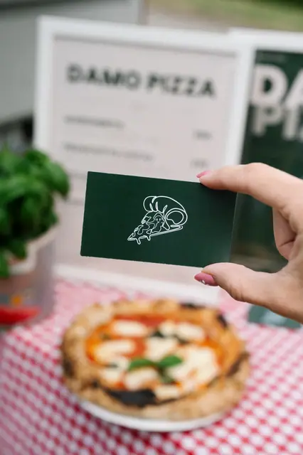 Večerní pop-up DAMO PIZZA — fotka 11 z 31