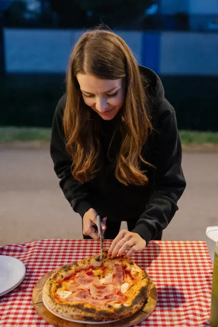Večerní pop-up DAMO PIZZA — fotka 27 z 31