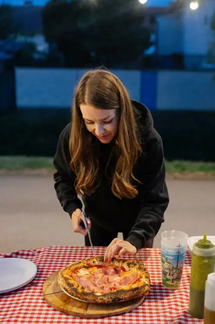 Večerní pop-up DAMO PIZZA — fotka 28 z 31
