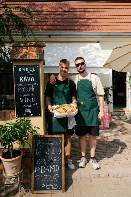 Letní pop-up DAMO PIZZA v Knollu — fotka 9 z 72