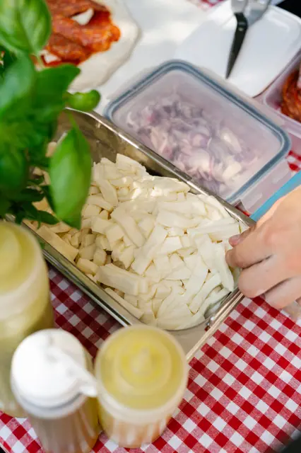 Letní pop-up DAMO PIZZA v Knollu — fotka 13 z 72