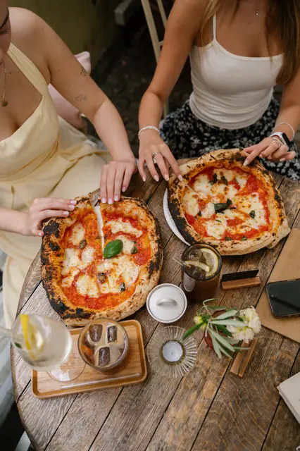 Letní pop-up DAMO PIZZA v Knollu — fotka 59 z 72